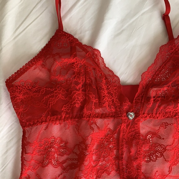 La Fleur Ouvert Teddy with Heart Hardware - Picture 4 of 5